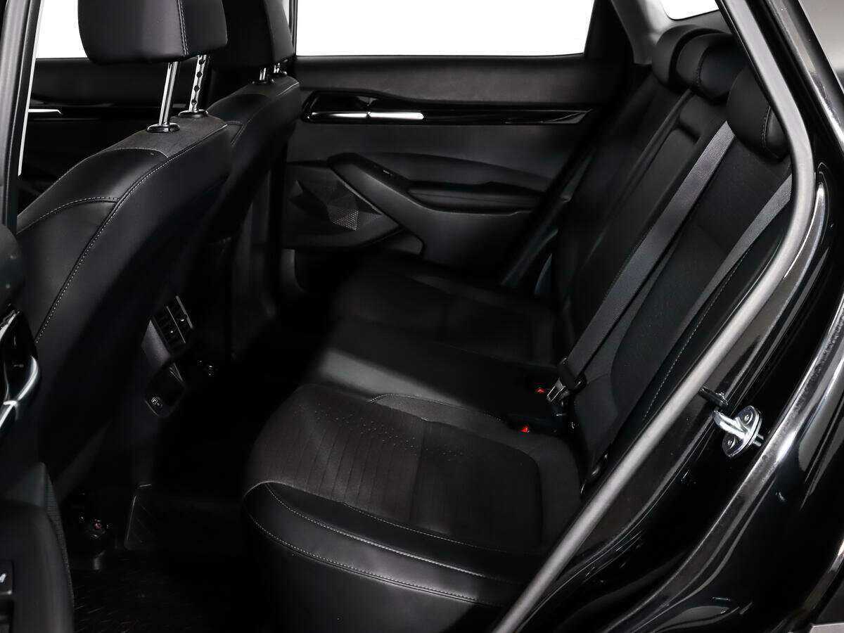 Купить Kia Seltos с пробегом. Фото: #9