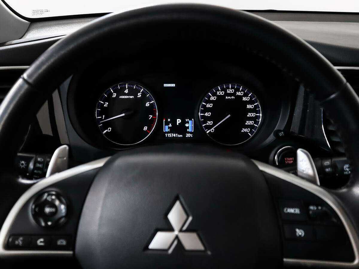 Купить Mitsubishi Outlander с пробегом. Фото: #18
