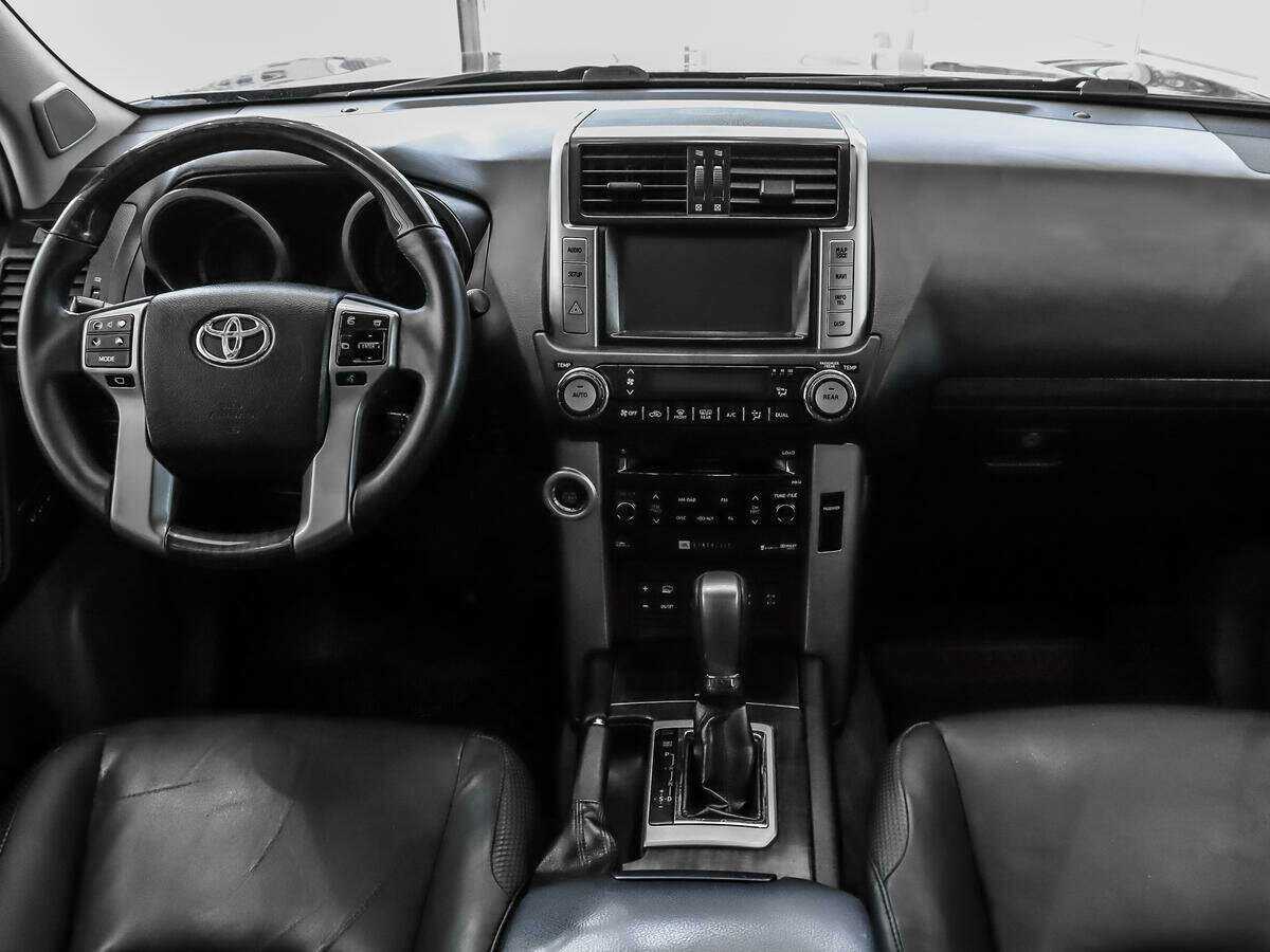 Купить Toyota Land Cruiser Prado с пробегом. Фото: #14