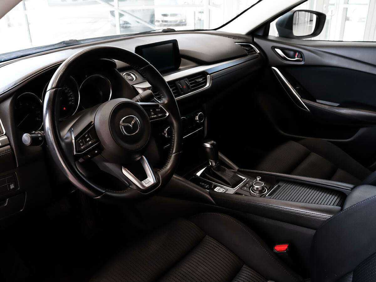 Купить Mazda 6 с пробегом. Фото: #7