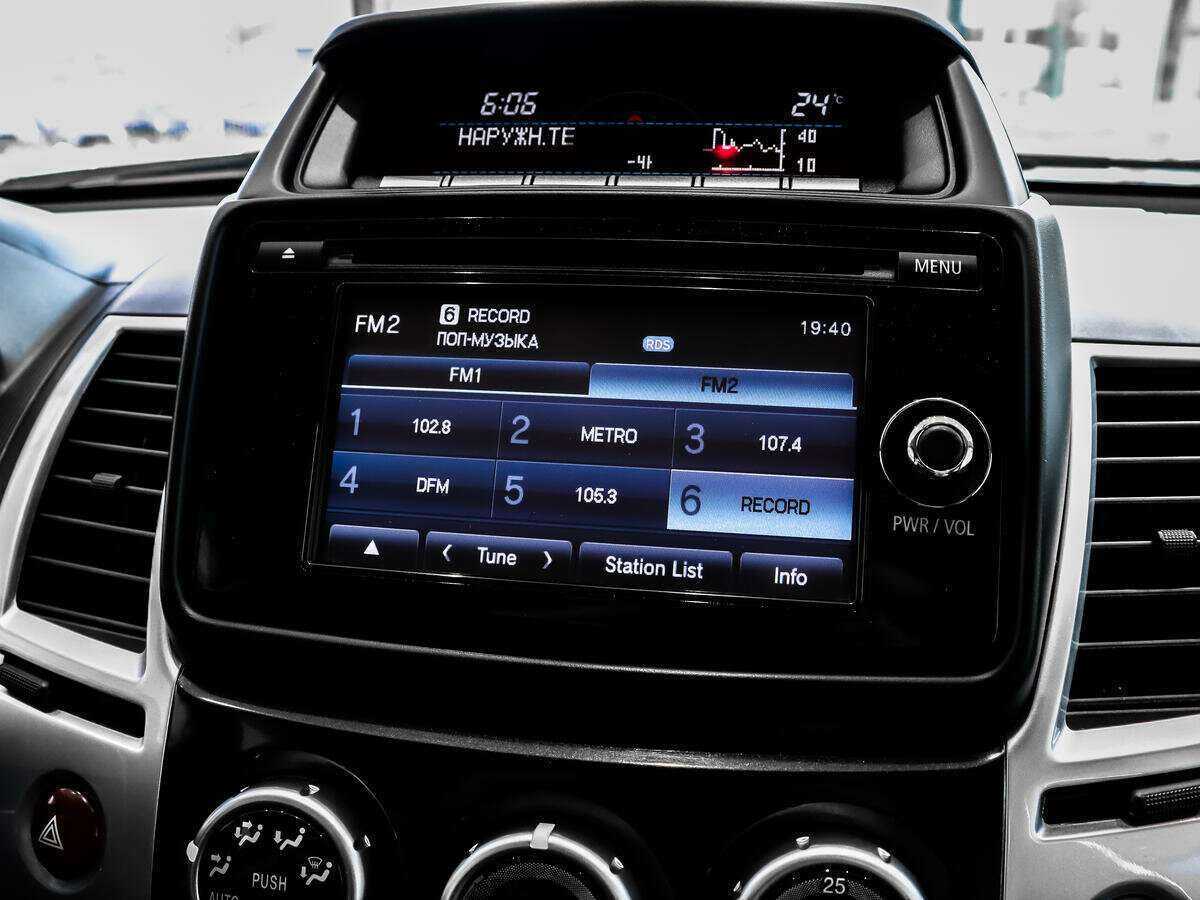 Купить Mitsubishi Pajero Sport с пробегом. Фото: #14