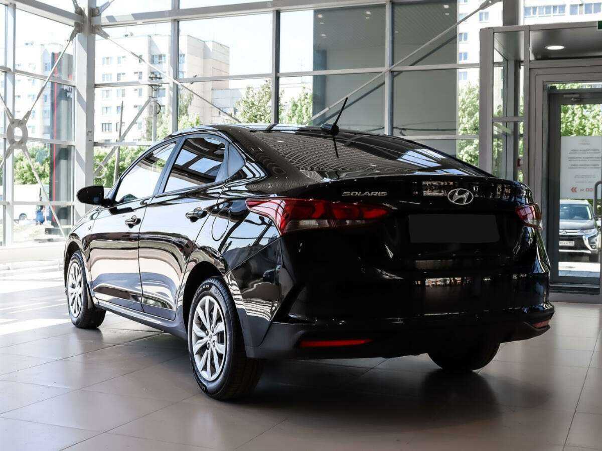 Купить Hyundai Solaris с пробегом. Фото: #4