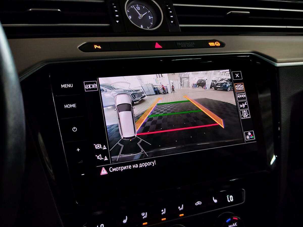 Купить Volkswagen Passat с пробегом. Фото: #17