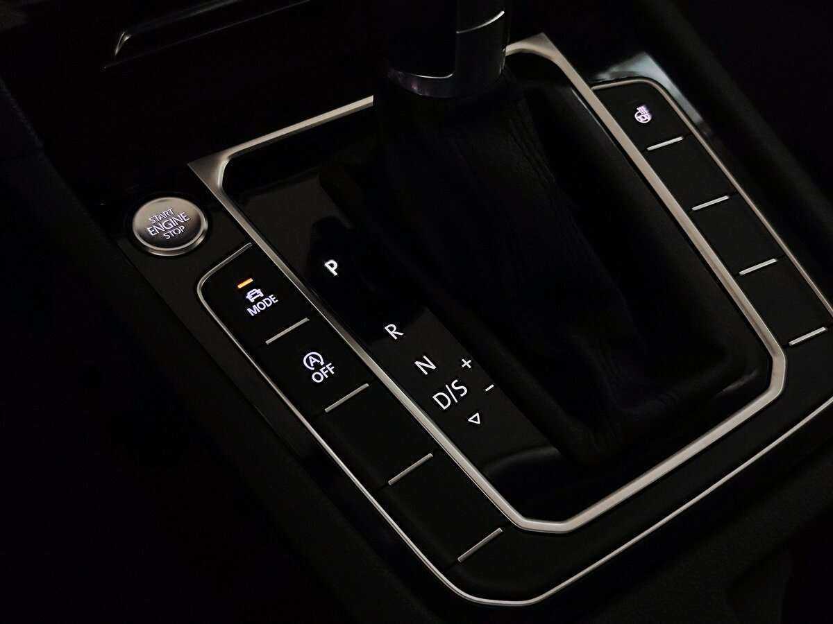 Купить Volkswagen Passat с пробегом. Фото: #19