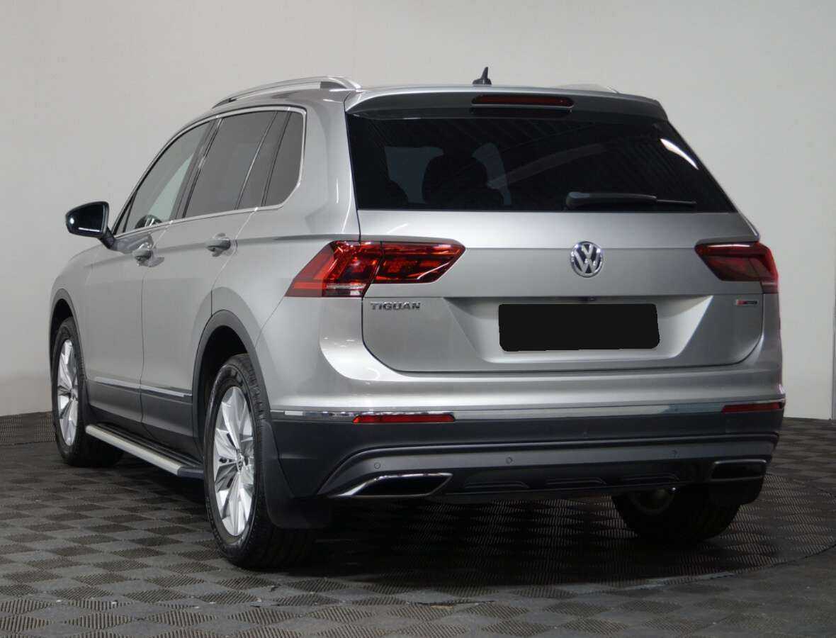 Купить Volkswagen Tiguan с пробегом. Фото: #2