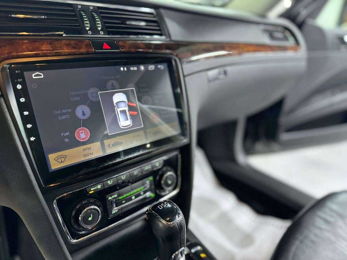 Купить Skoda Superb с пробегом. Фото: #5