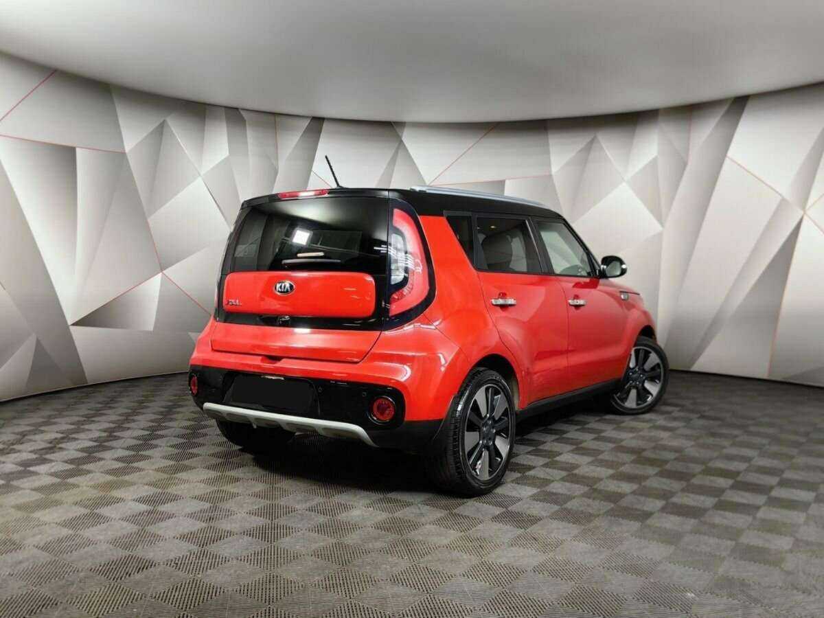 Купить Kia Soul с пробегом. Фото: #1