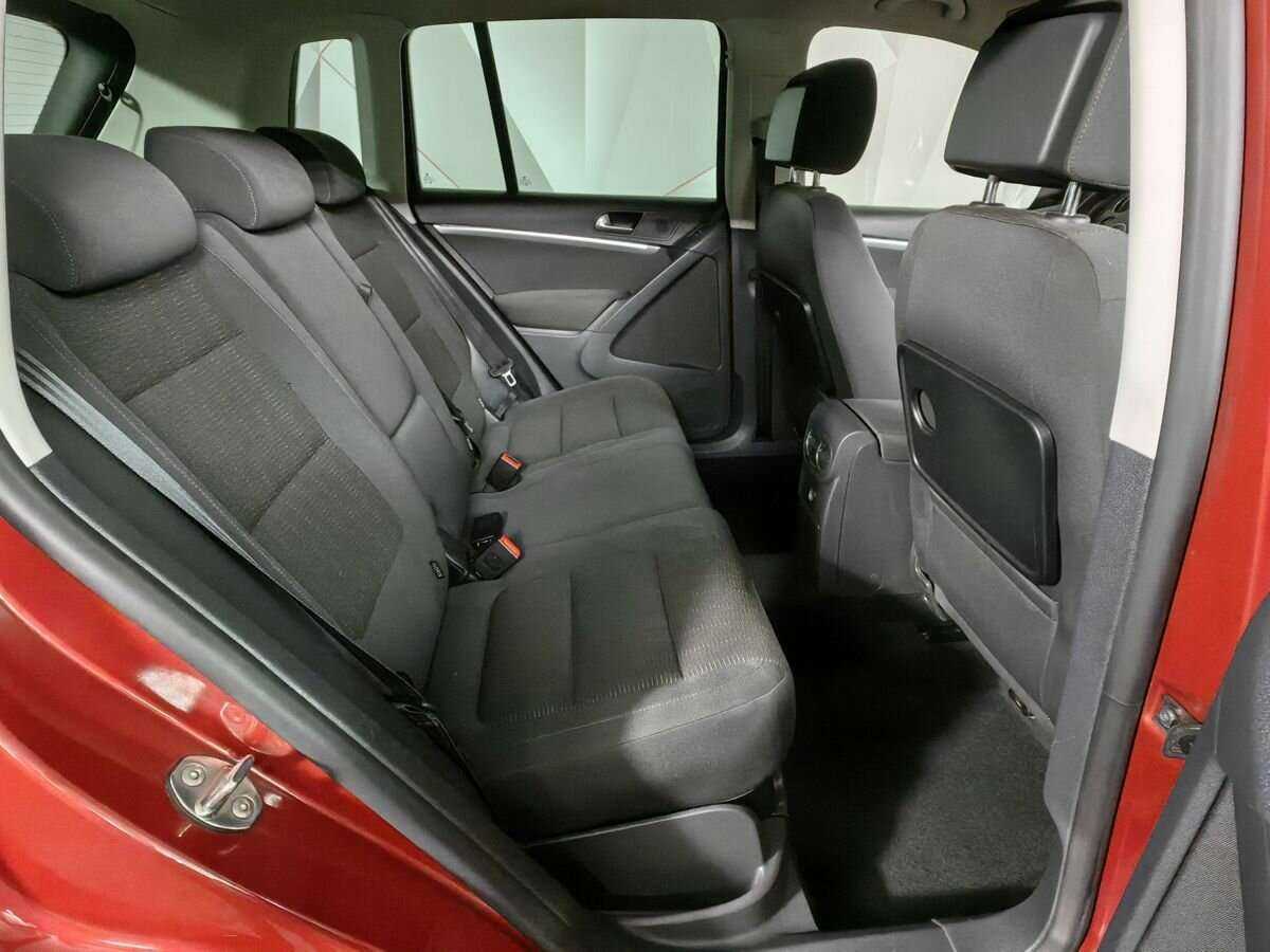 Купить Volkswagen Tiguan с пробегом. Фото: #11