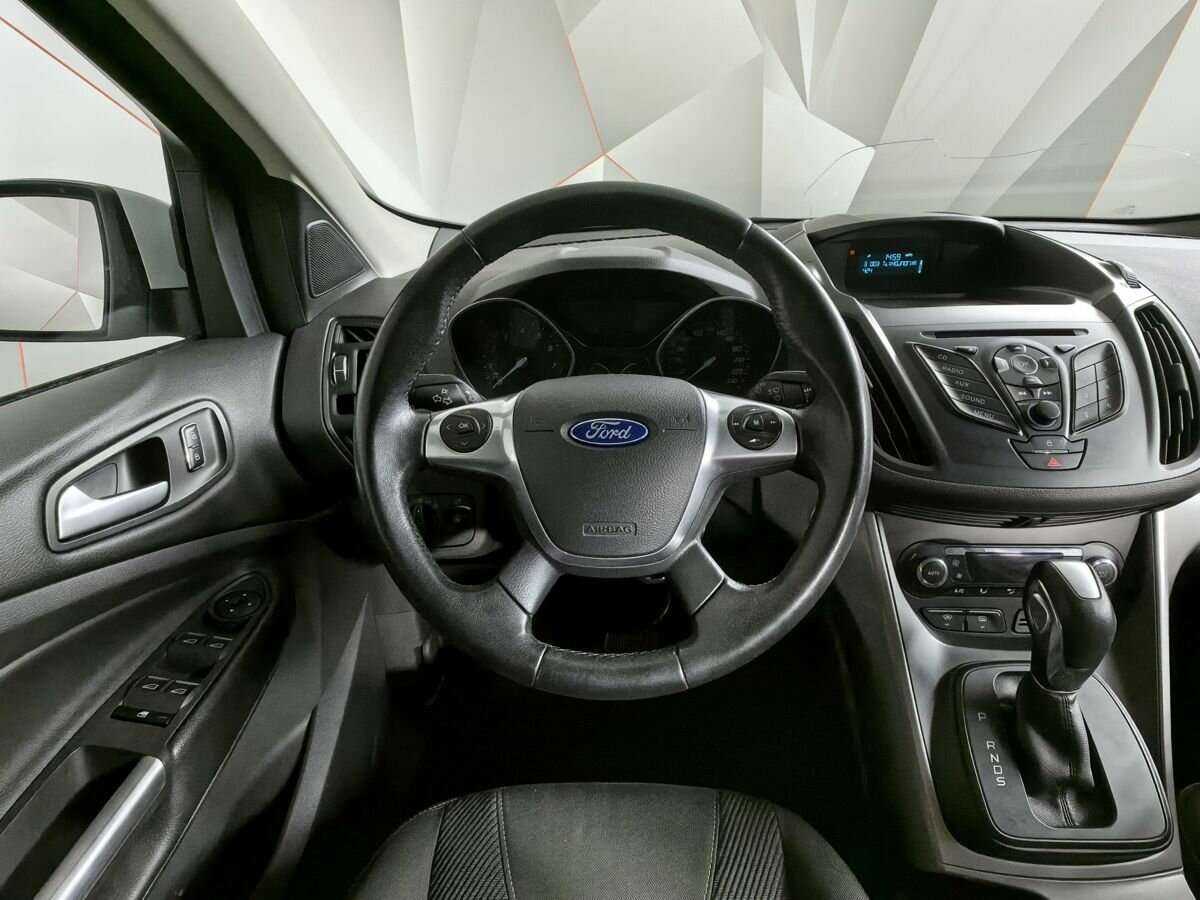 Купить Ford Kuga с пробегом. Фото: #13