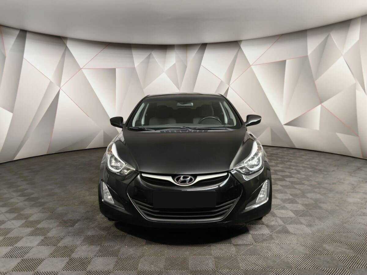 Купить Hyundai Elantra с пробегом. Фото: #6