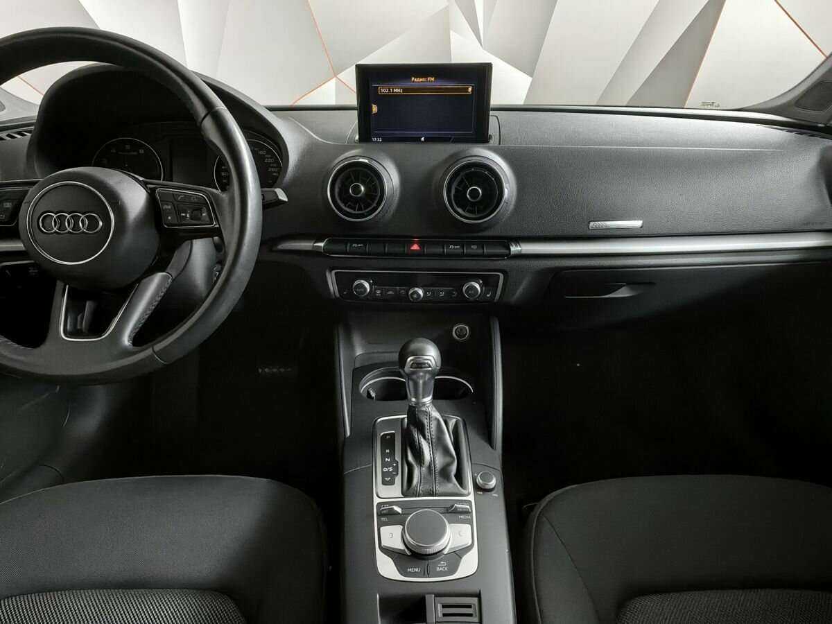 Купить Audi A3 с пробегом. Фото: #10