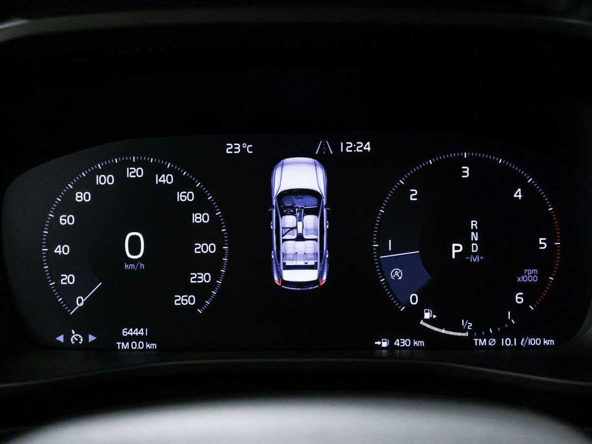 Купить Volvo XC40 с пробегом. Фото: #11