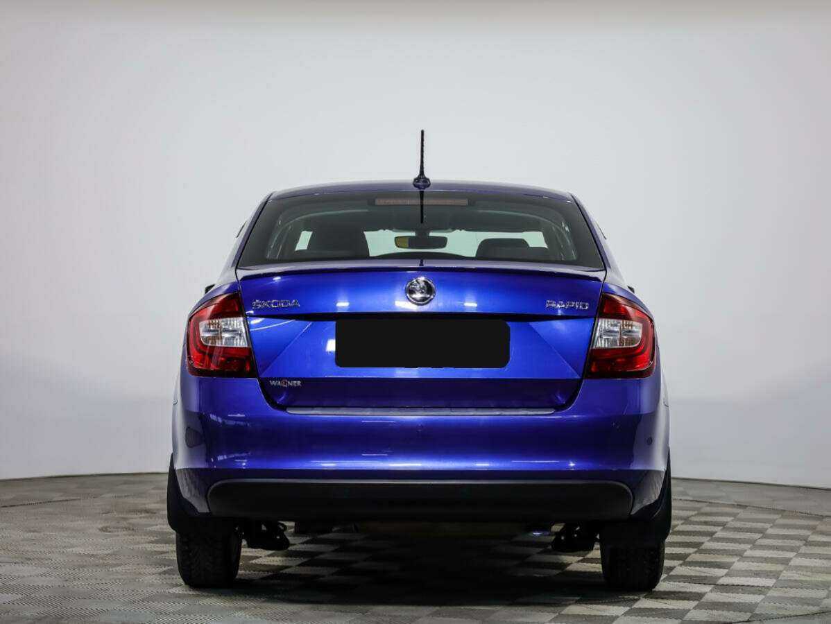Купить Skoda Rapid с пробегом. Фото: #4