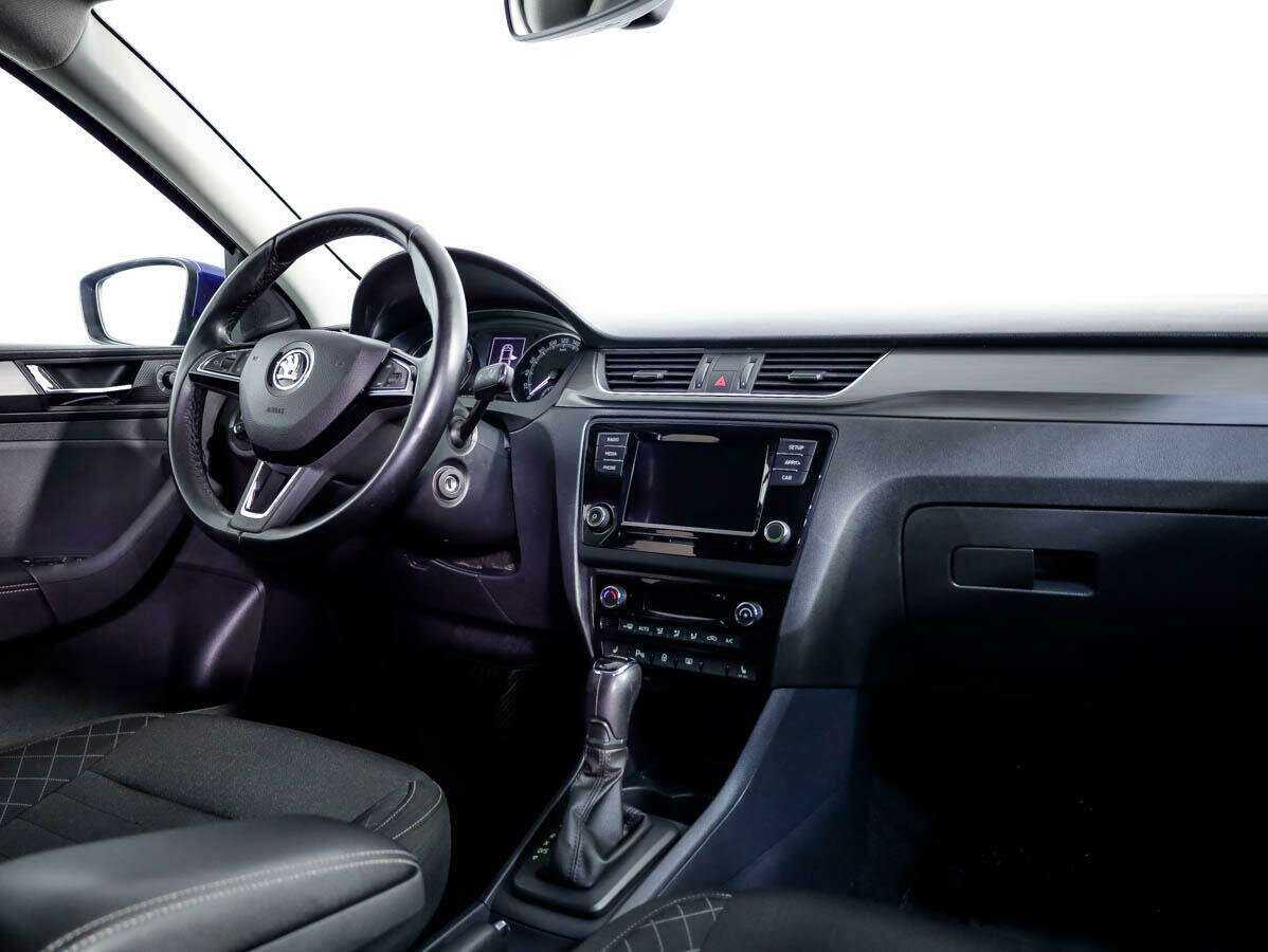 Купить Skoda Rapid с пробегом. Фото: #7