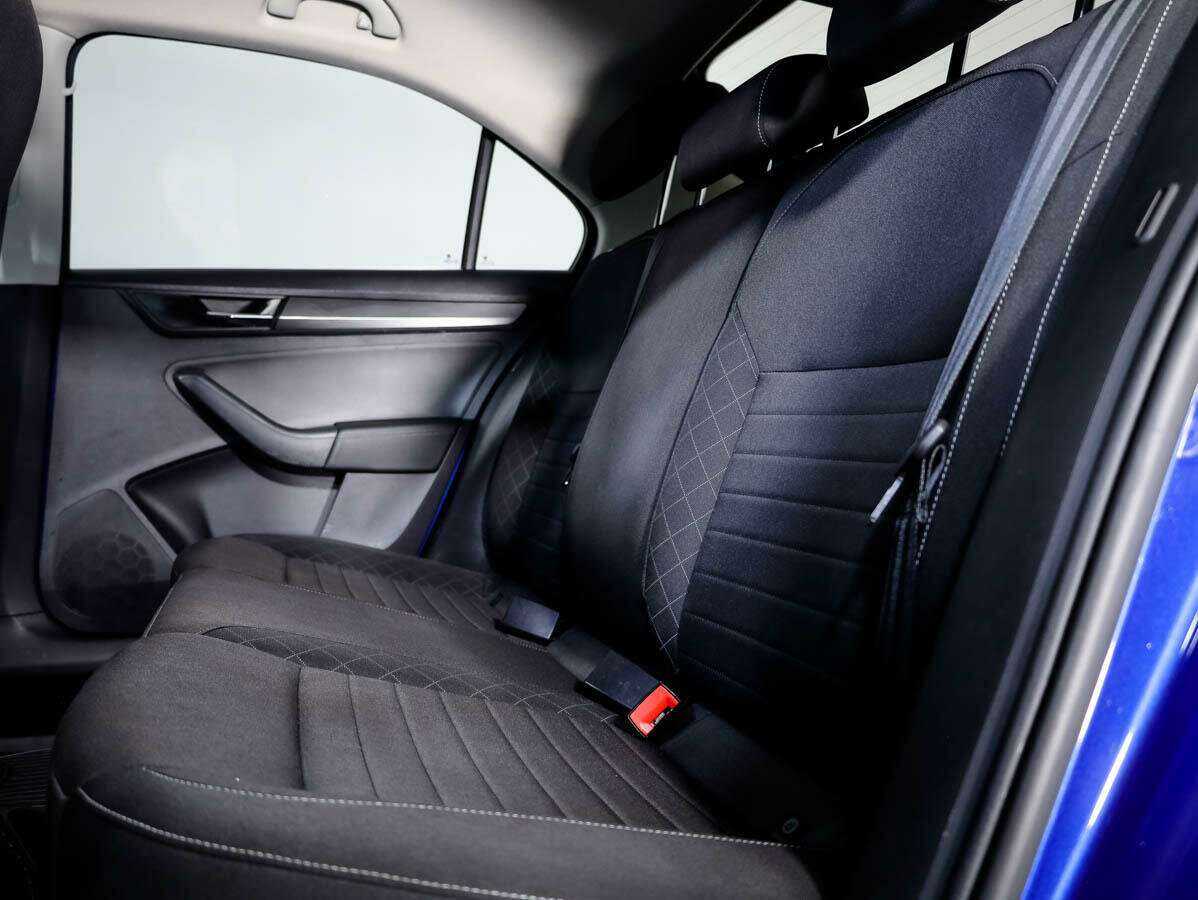 Купить Skoda Rapid с пробегом. Фото: #11