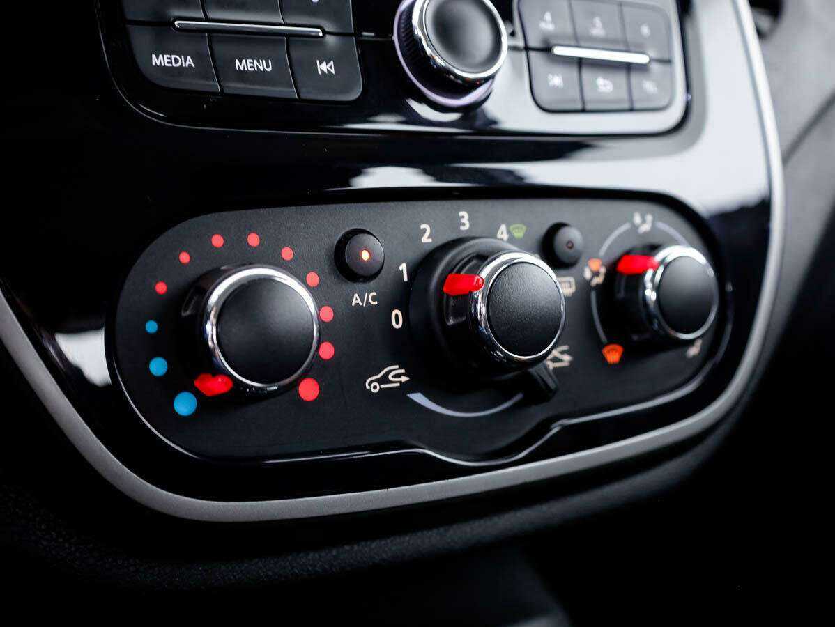 Купить Renault Kaptur с пробегом. Фото: #11