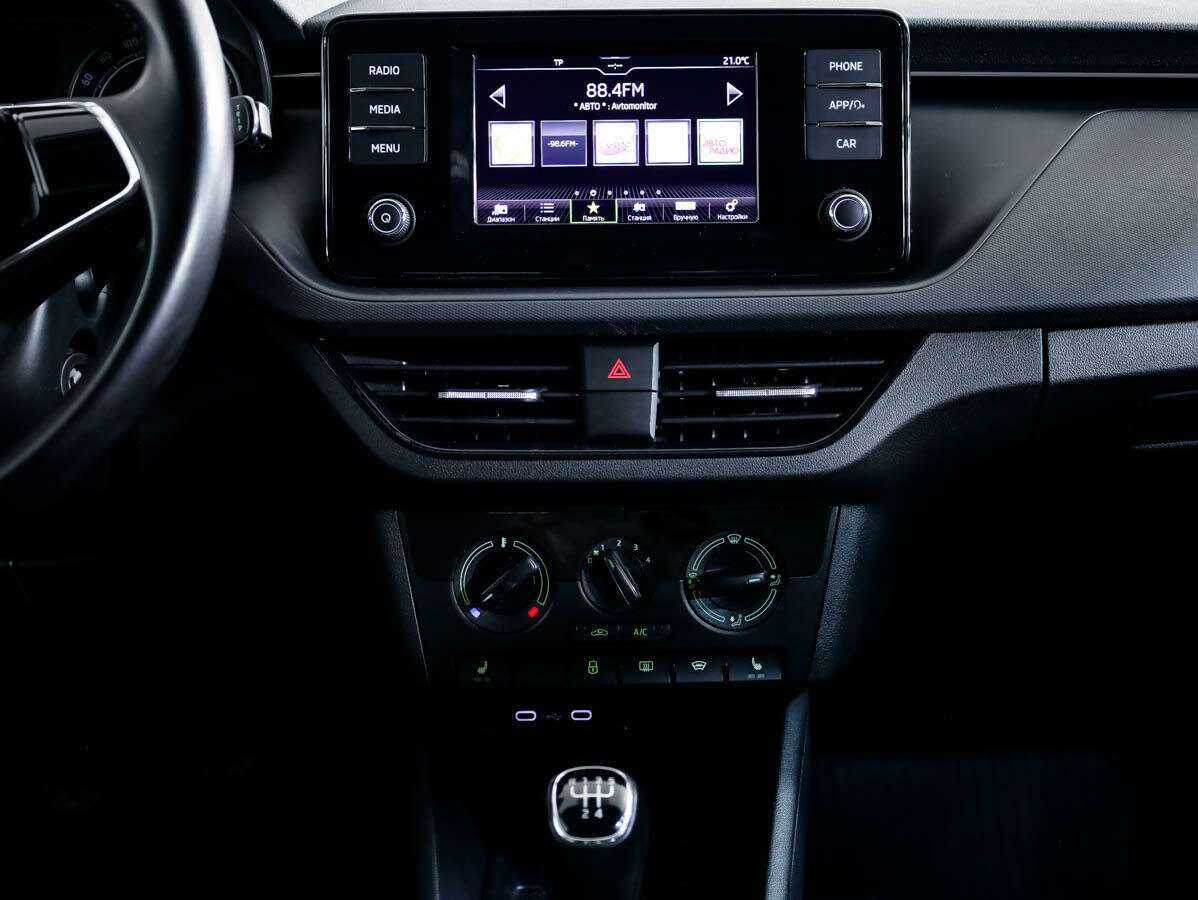 Купить Skoda Rapid с пробегом. Фото: #13