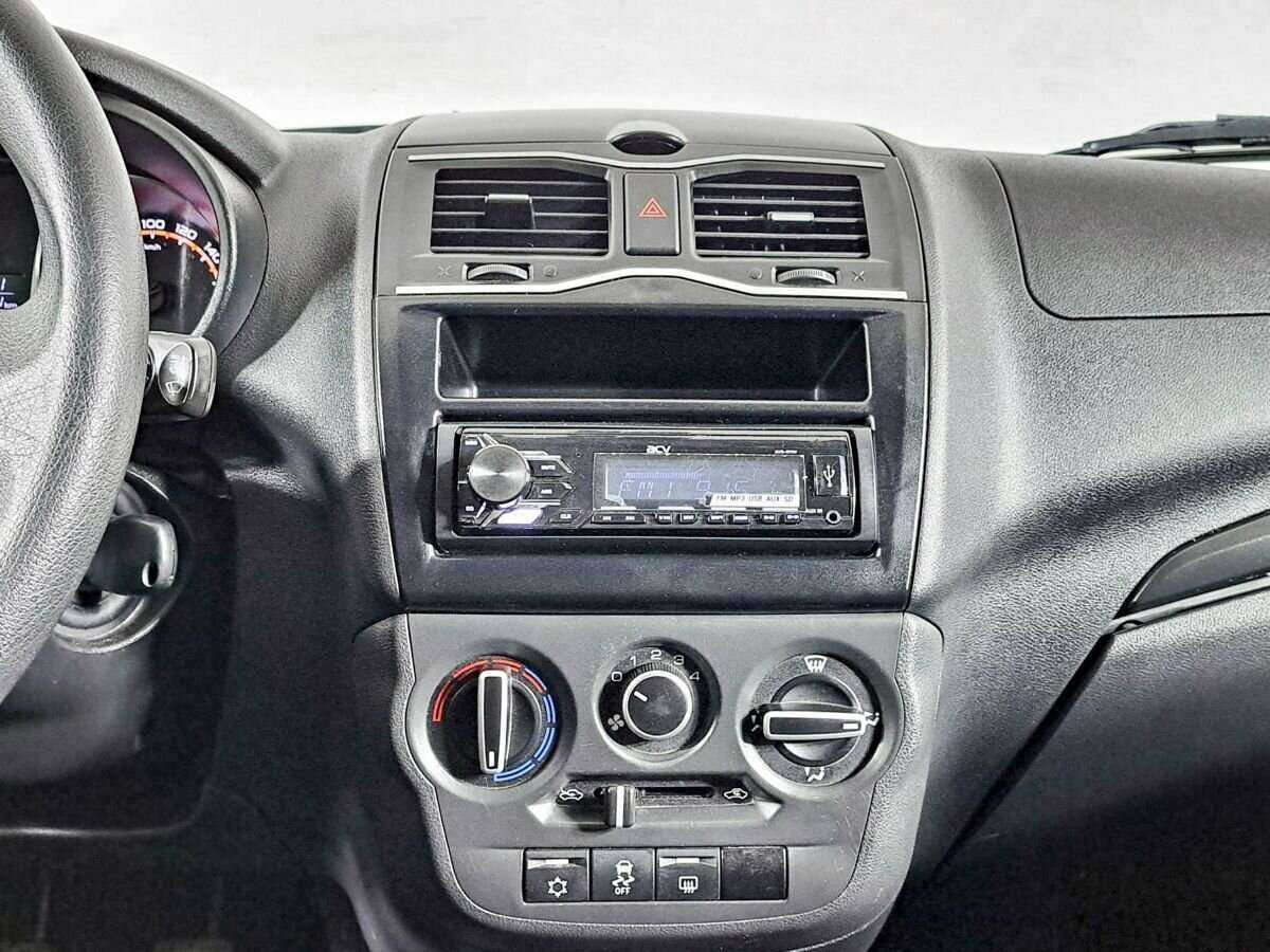 Купить Lada (ВАЗ) Granta с пробегом. Фото: #10