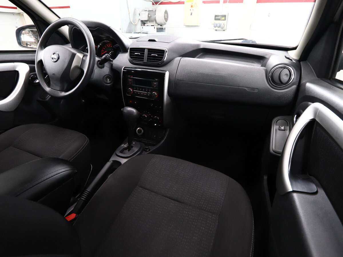 Купить Nissan Terrano с пробегом. Фото: #9