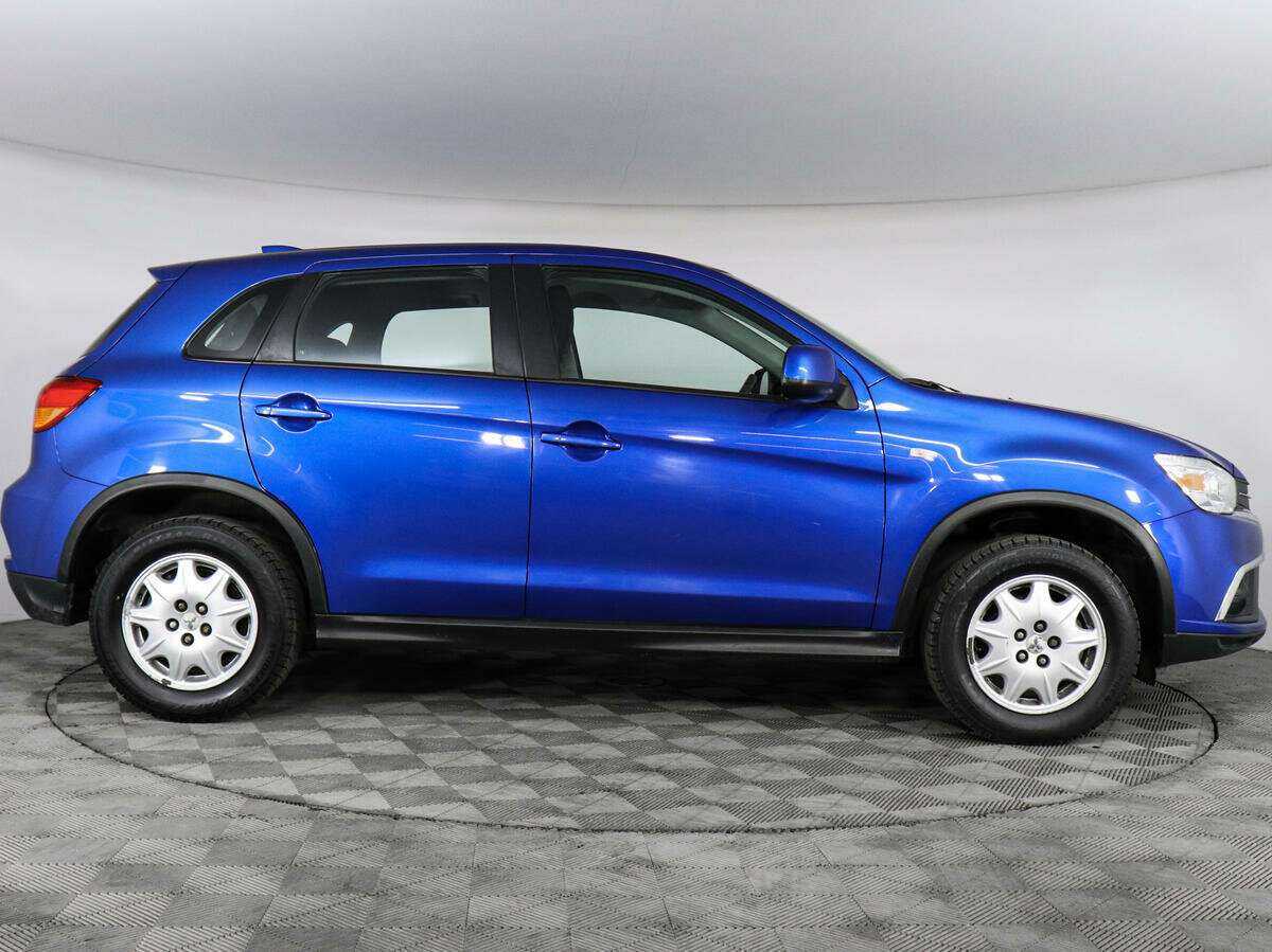 Купить Mitsubishi ASX с пробегом. Фото: #2