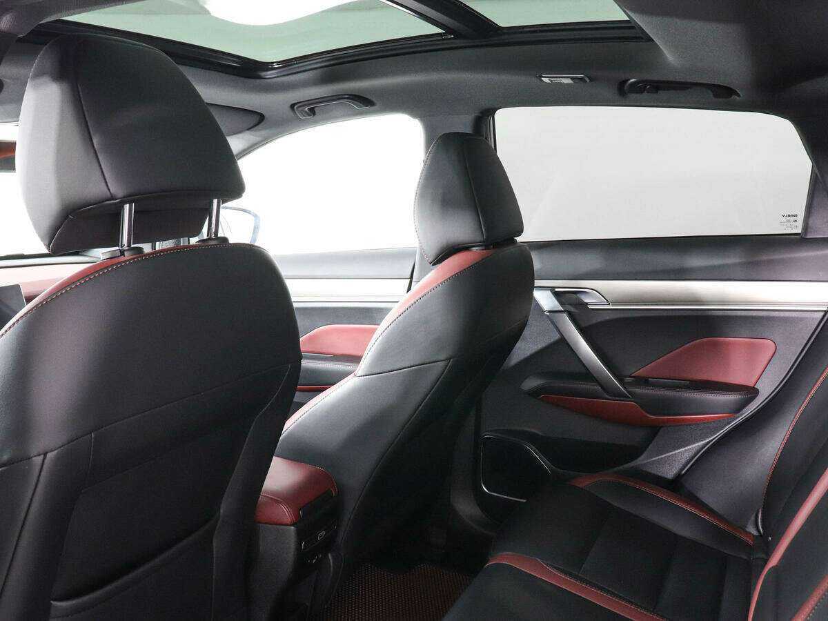 Купить Geely Coolray с пробегом. Фото: #10