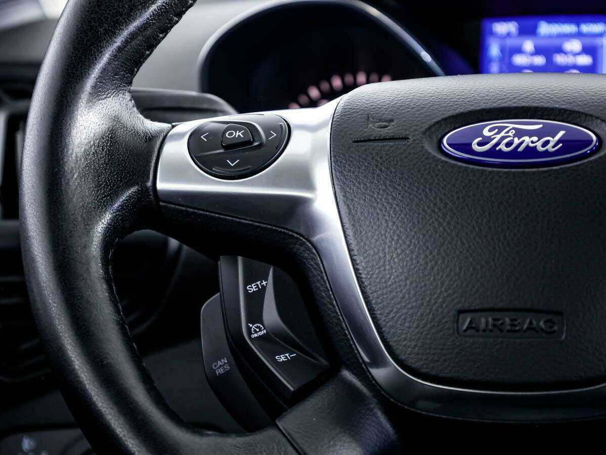 Купить Ford Kuga с пробегом. Фото: #17