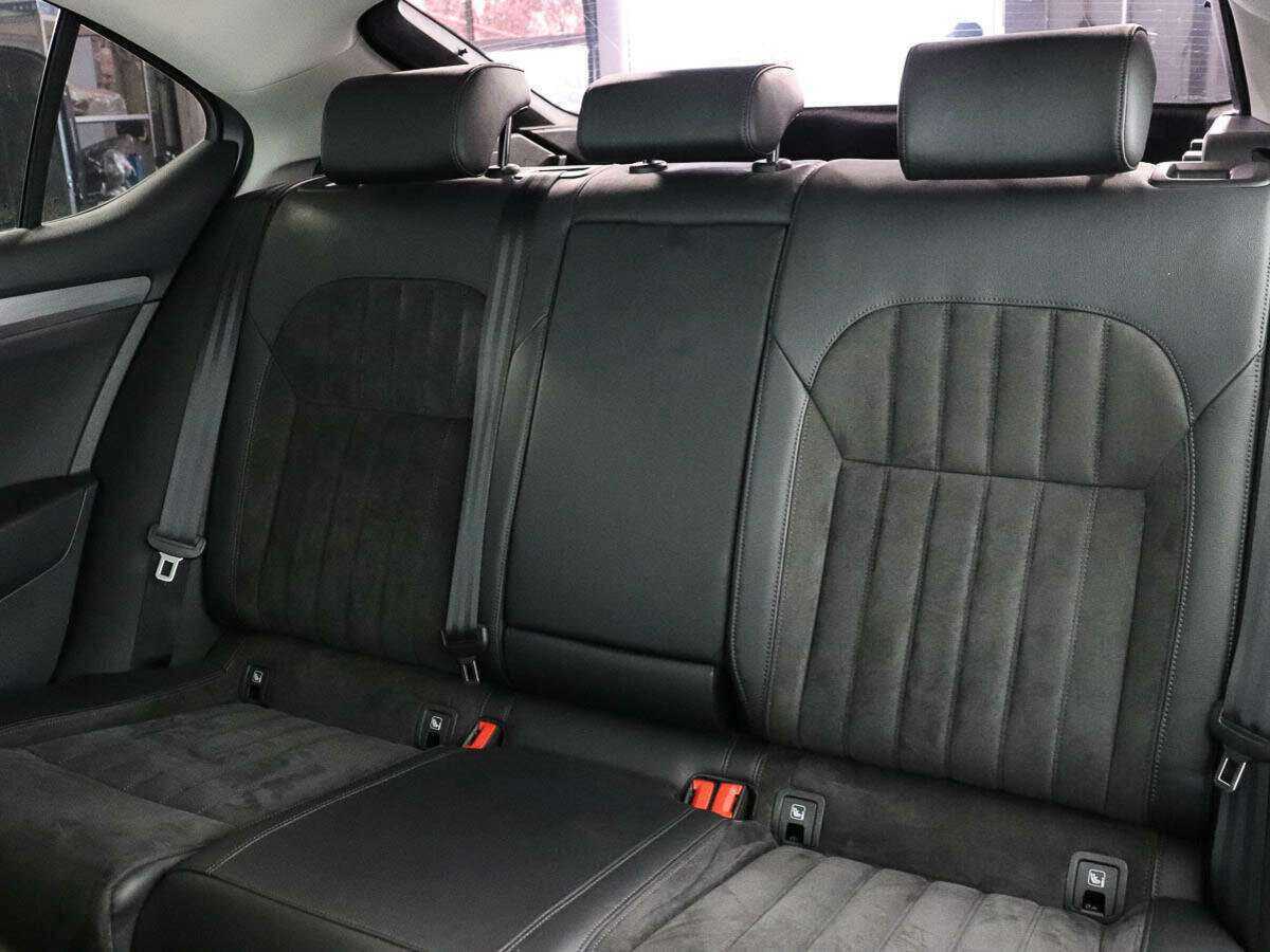 Купить Skoda Superb с пробегом. Фото: #9