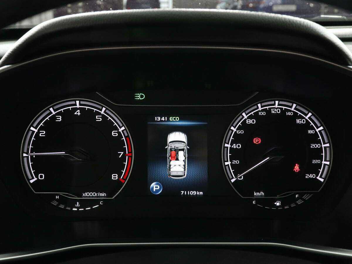 Купить Geely Coolray с пробегом. Фото: #10