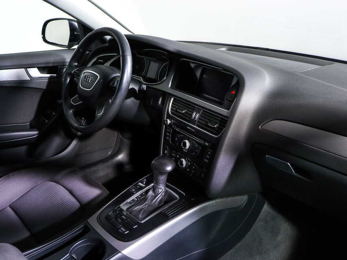 Купить Audi A4 с пробегом. Фото: #6