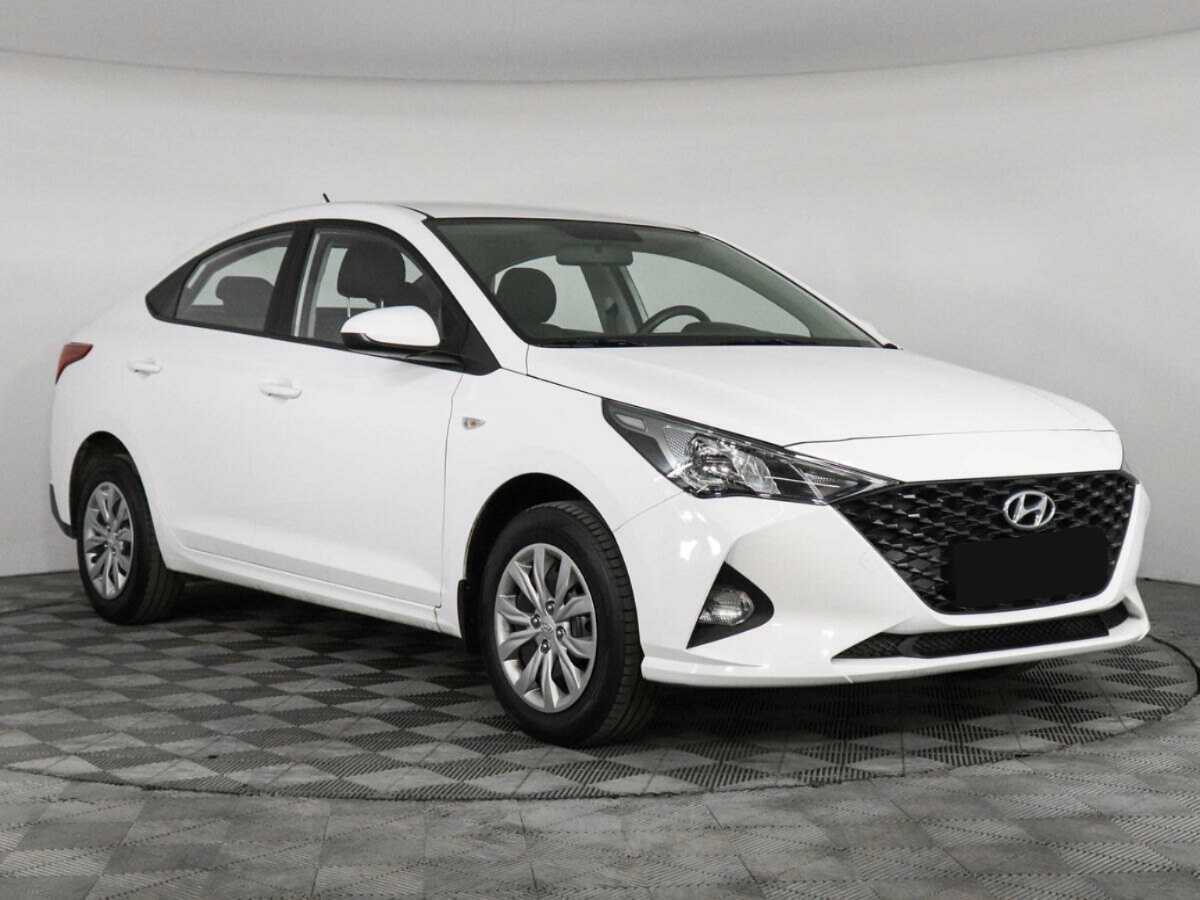 Купить Hyundai Accent с пробегом. Фото: #2