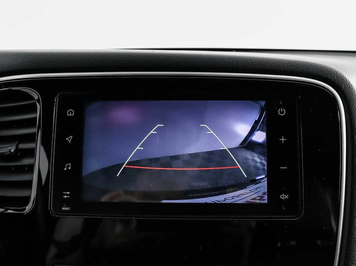 Купить Mitsubishi Outlander с пробегом. Фото: #16