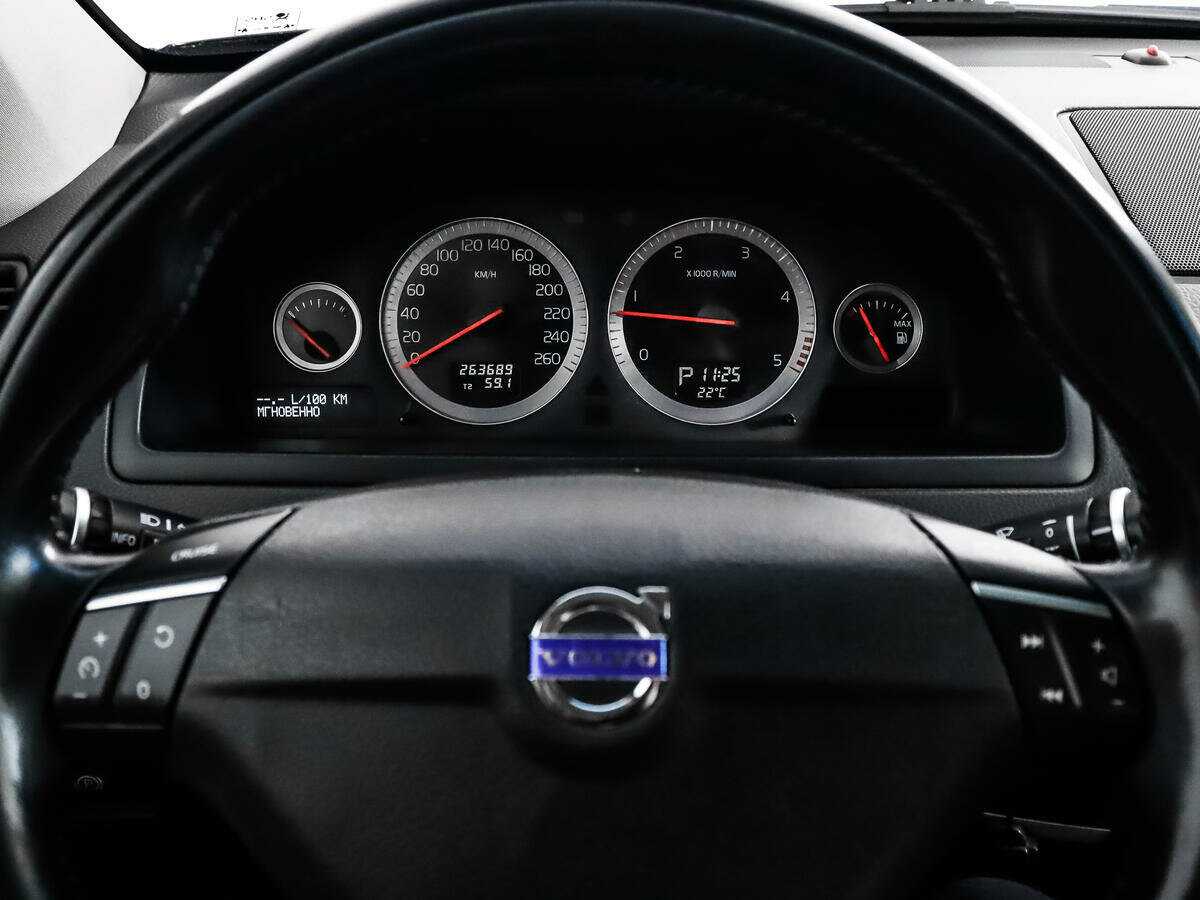 Купить Volvo XC90 с пробегом. Фото: #15