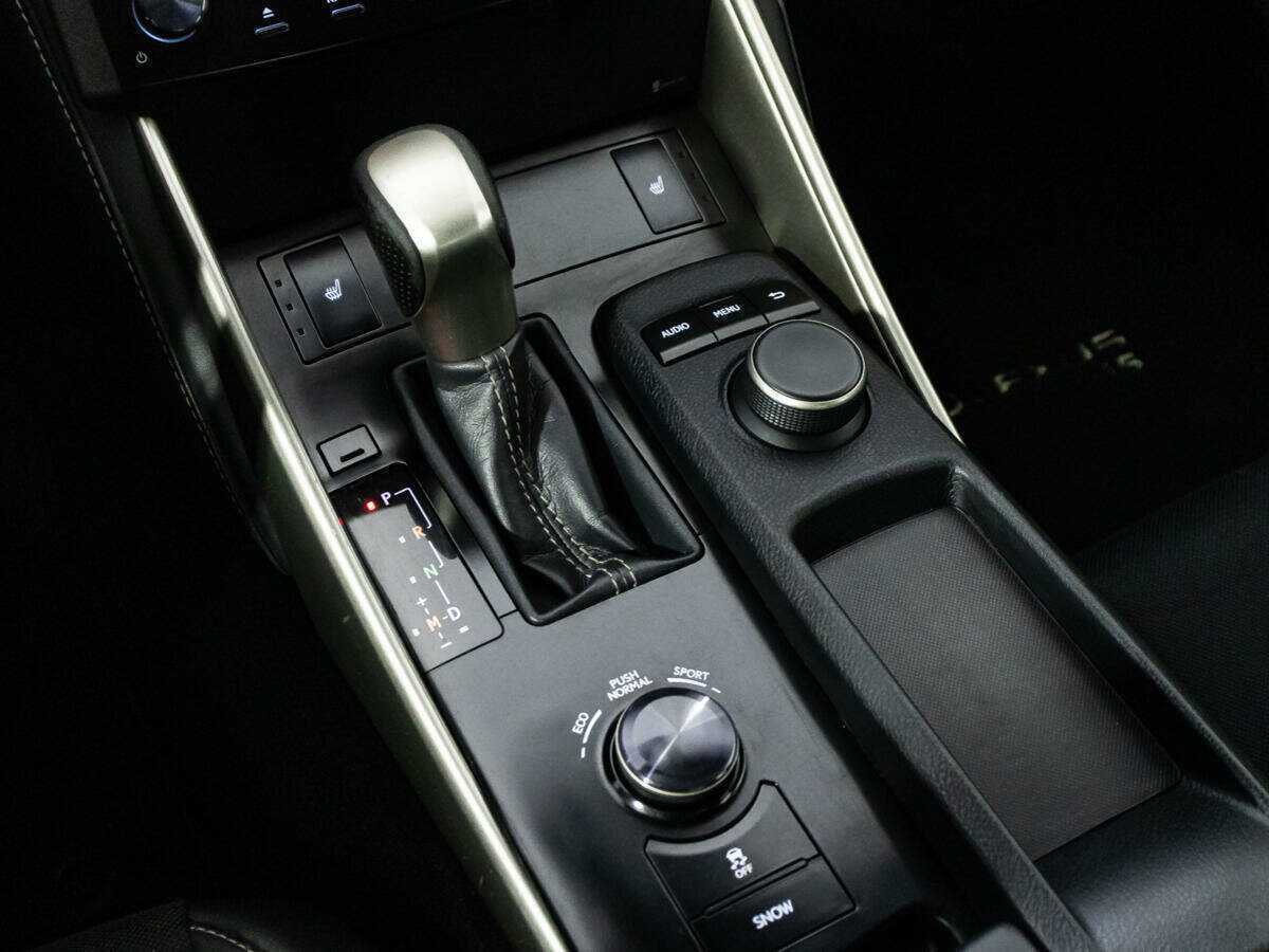 Купить Lexus IS с пробегом. Фото: #15