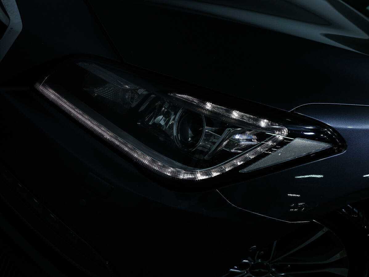 Купить Hyundai Genesis с пробегом. Фото: #22