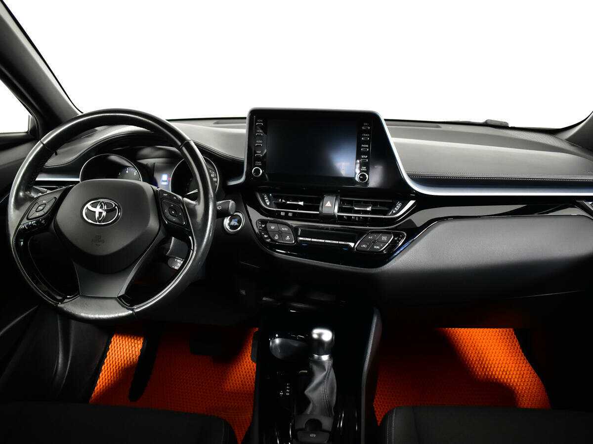 Купить Toyota C-HR с пробегом. Фото: #11