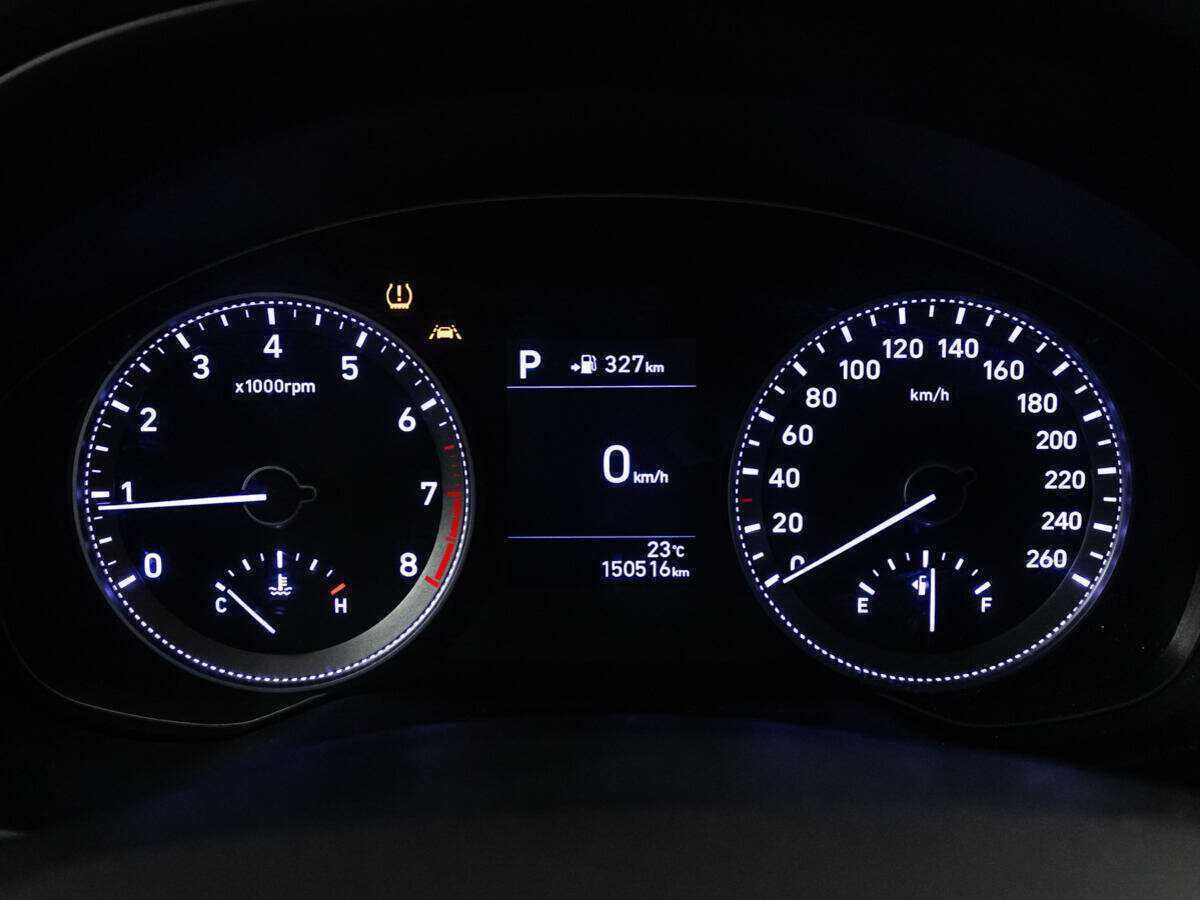 Купить Hyundai Grandeur с пробегом. Фото: #11