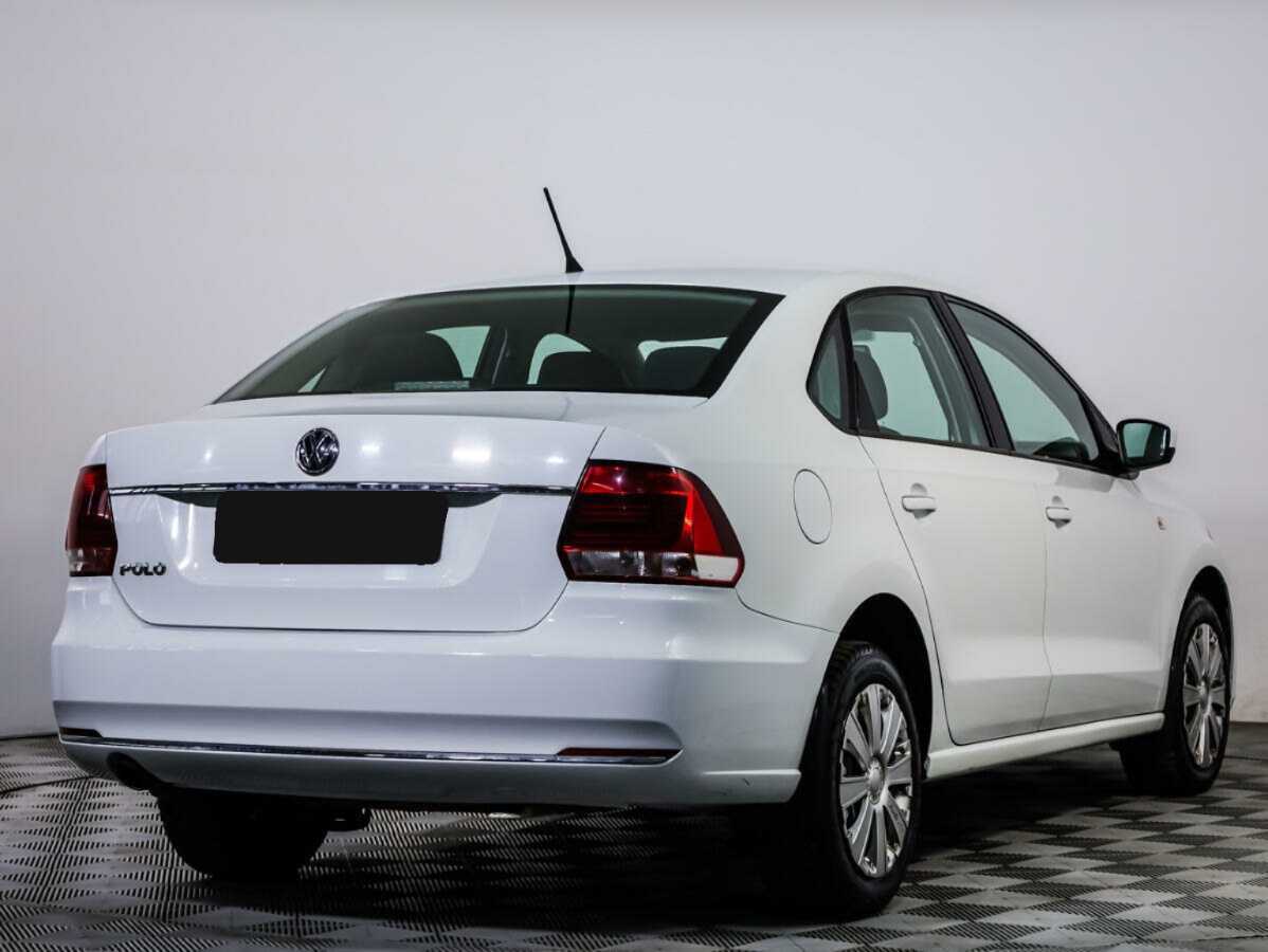 Купить Volkswagen Polo с пробегом. Фото: #3