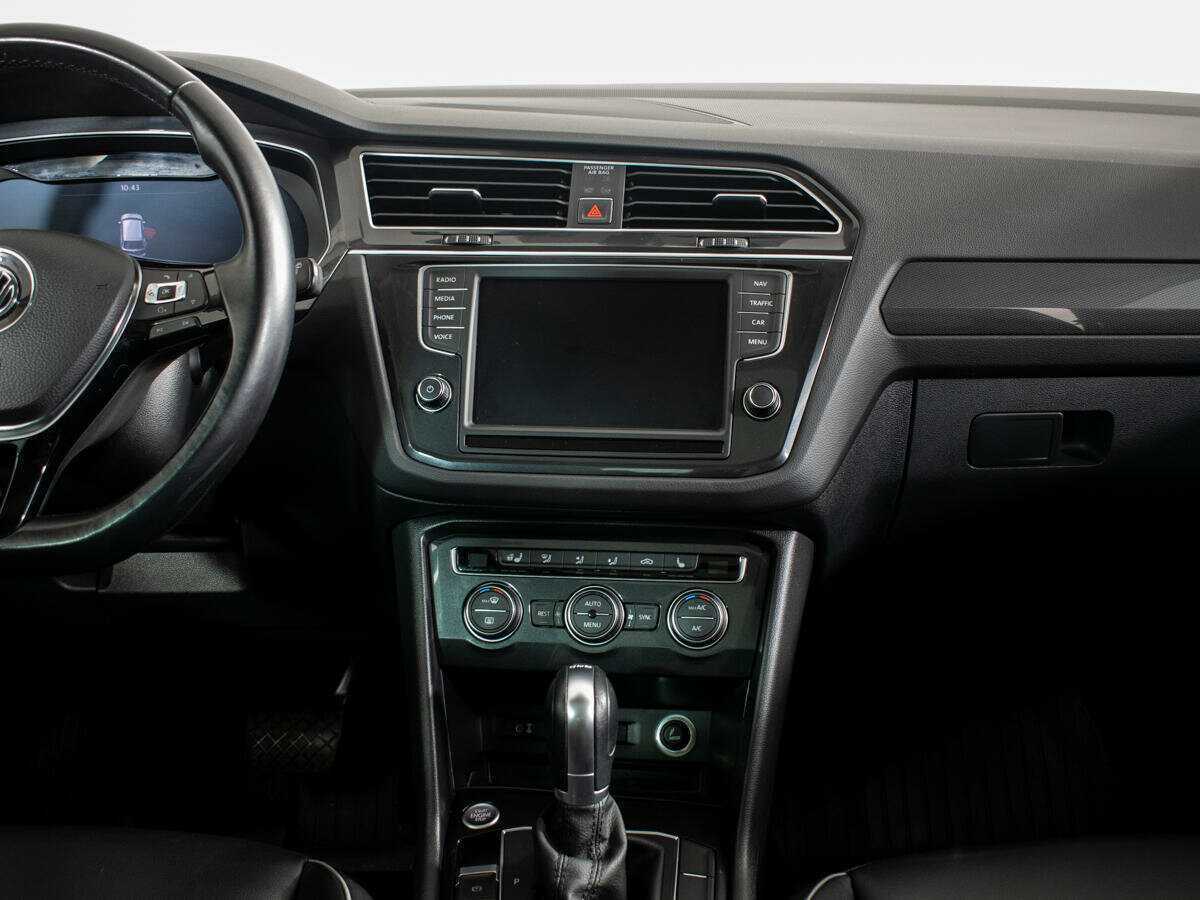 Купить Volkswagen Tiguan с пробегом. Фото: #10