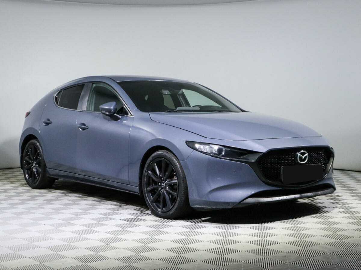 Купить Mazda 3 с пробегом. Фото: #2