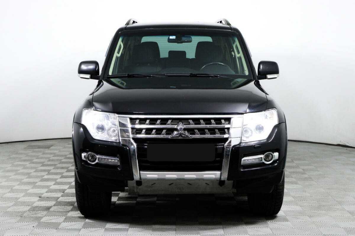 Купить Mitsubishi Pajero с пробегом. Фото: #1