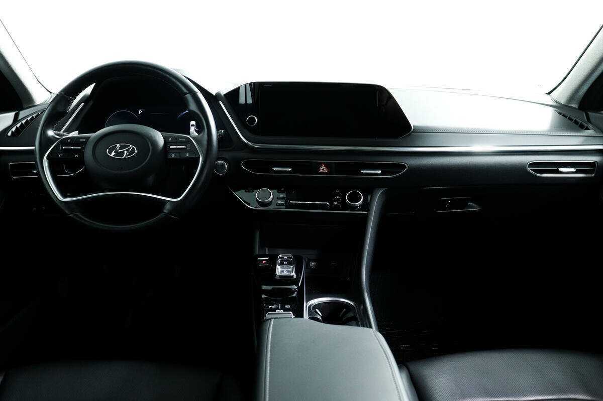 Купить Hyundai Sonata с пробегом. Фото: #10