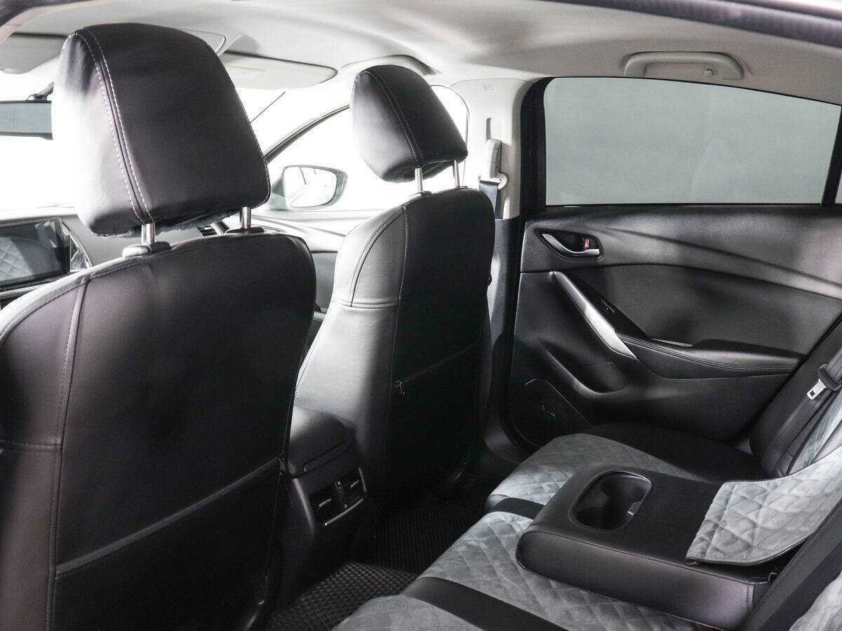 Купить Mazda 6 с пробегом. Фото: #11