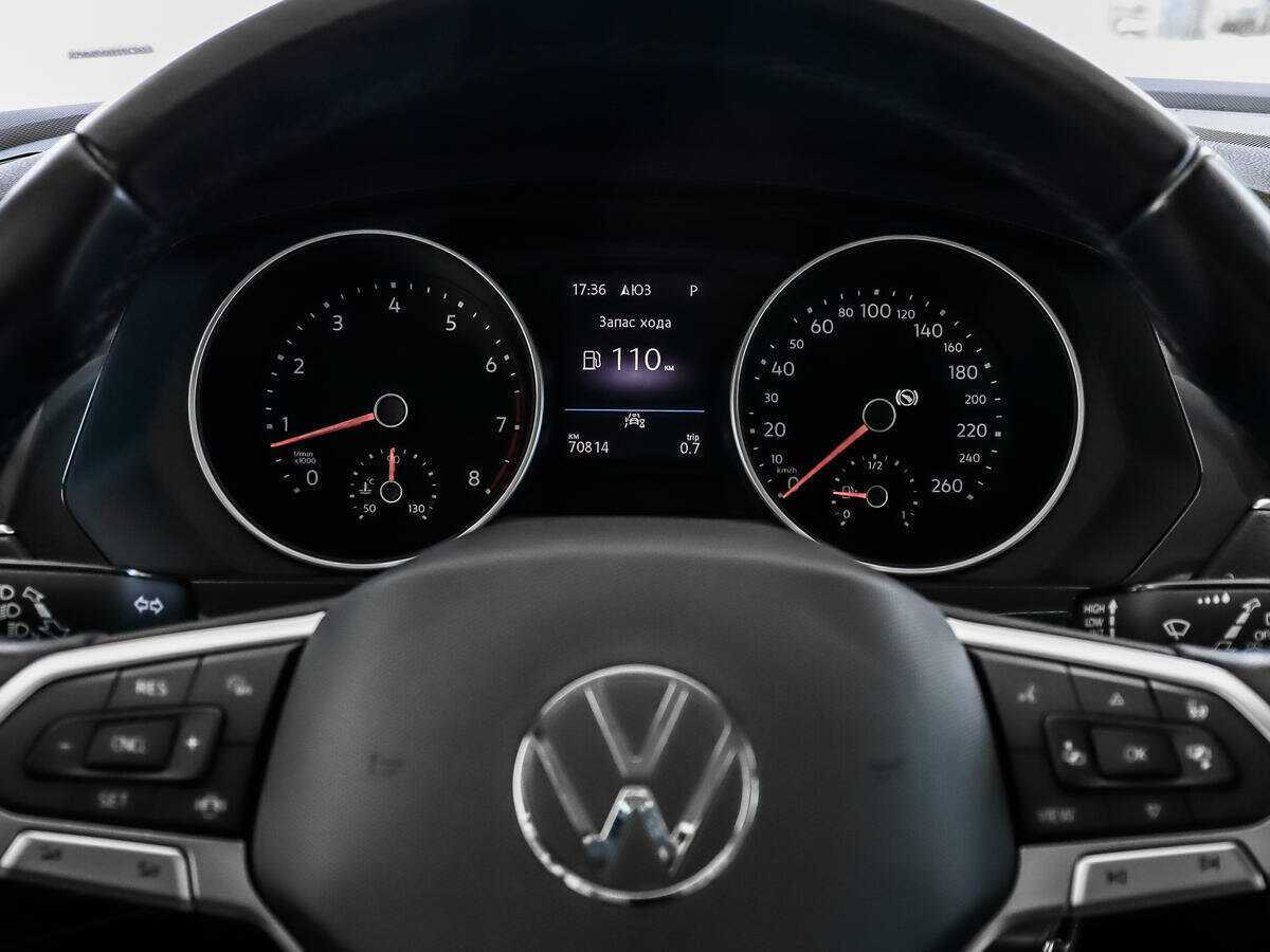 Купить Volkswagen Tiguan с пробегом. Фото: #15
