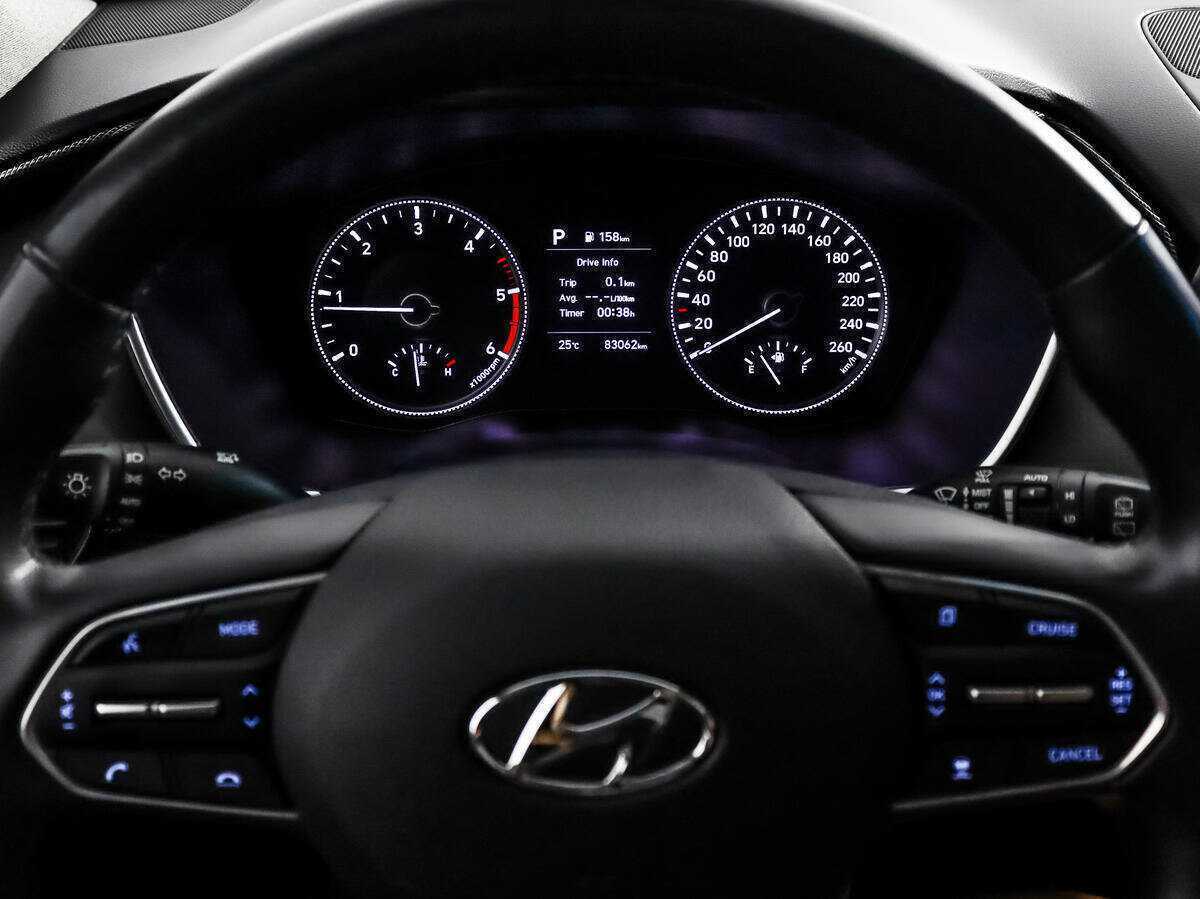 Купить Hyundai Santa Fe с пробегом. Фото: #19