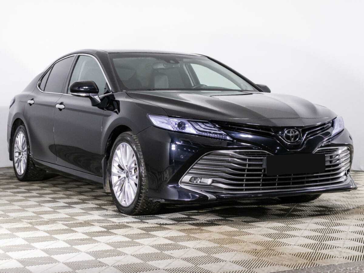 Купить Toyota Camry с пробегом. Фото: #2