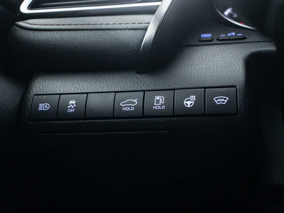 Купить Toyota Camry с пробегом. Фото: #16