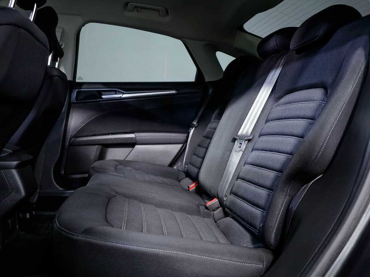 Купить Ford Mondeo с пробегом. Фото: #11