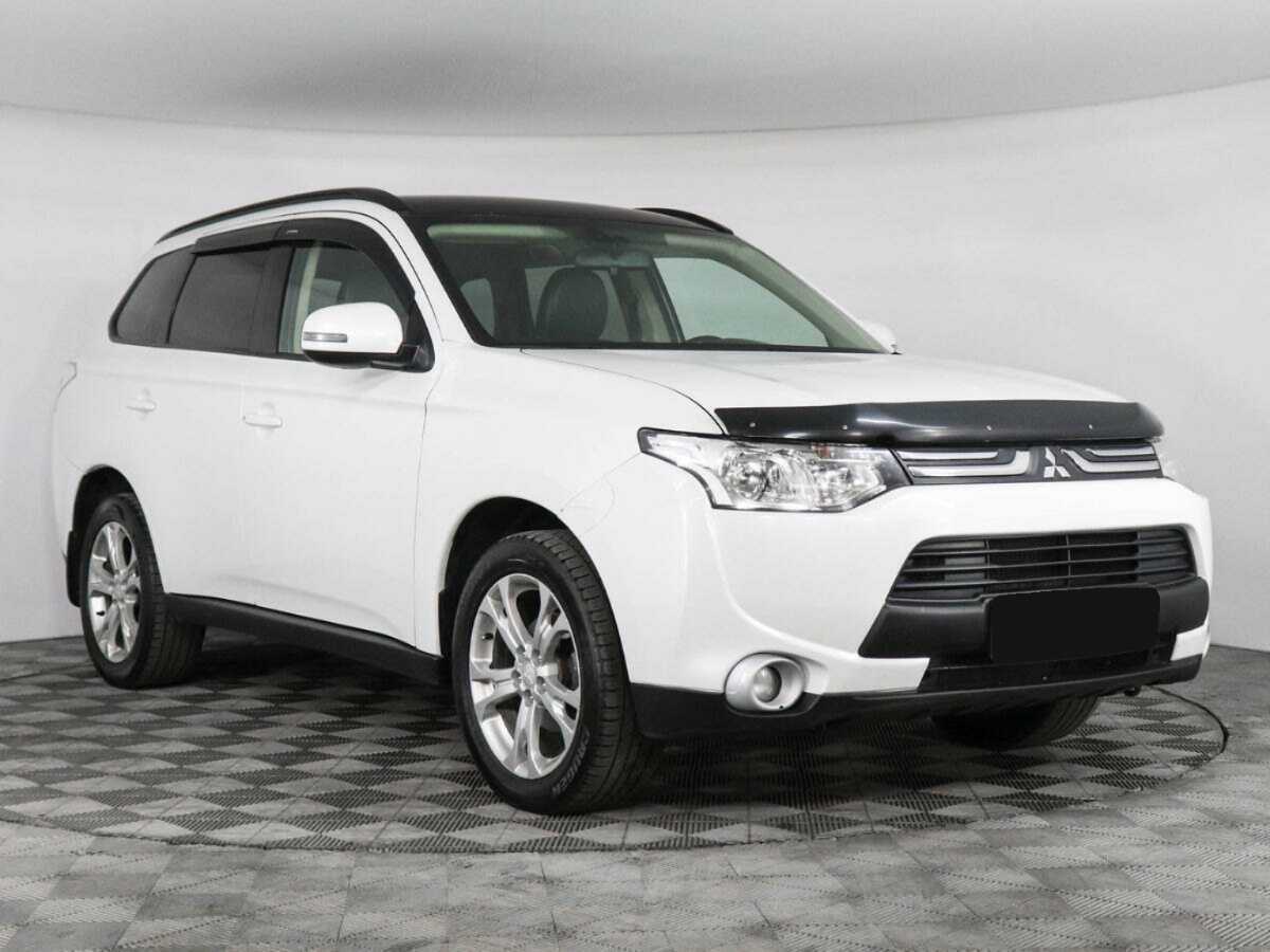 Купить Mitsubishi Outlander с пробегом. Фото: #2