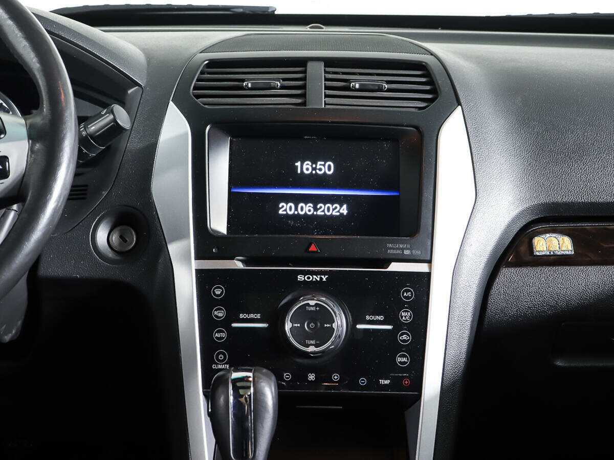 Купить Ford Explorer с пробегом. Фото: #12