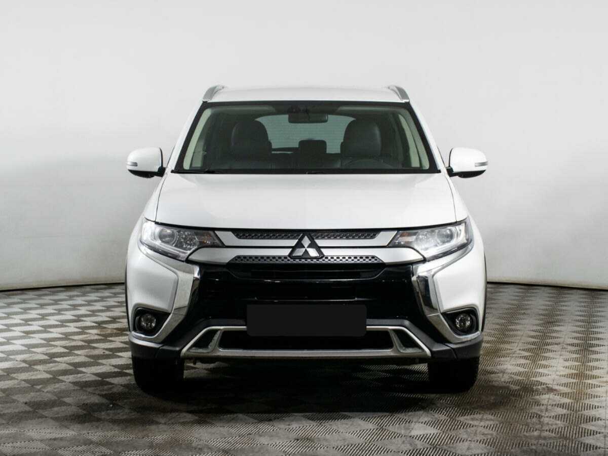 Купить Mitsubishi Outlander с пробегом. Фото: #1